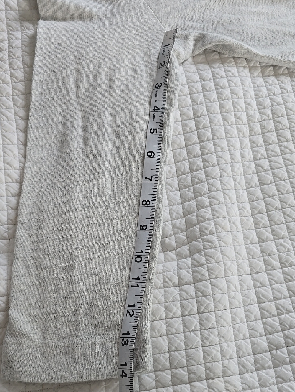 🐝LOFT Cotton Knit Bee Embroidered Top - Picture 9 of 15